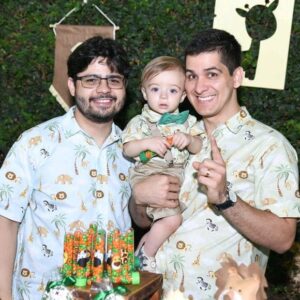 Kit Mega Família Safari: Look 6 Peças com Camisas e Acessórios