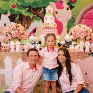 Kit Família Fazendinha Romântica: Camisas Combinando em Azul e Rosa