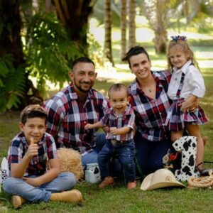 Kit Grande Família Xadrez: Look Completo 5 Peças para Grandes Eventos