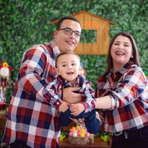 Kit Família Plus Size: Camisas Xadrez Feitas Sob Medida